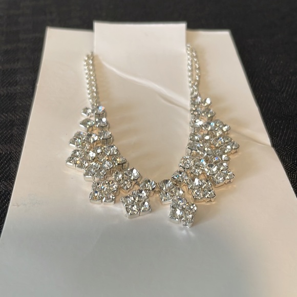 15” Rhinestone double chain Silvertone Necklace with 3” extension Chain EUC - Picture 1 of 16